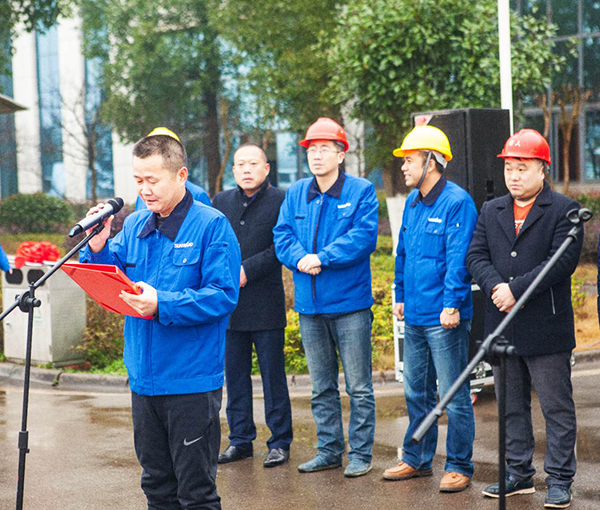 新年開門紅！山河智能5000萬裝備批量發(fā)車