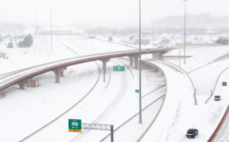 美國德州暴雪，致敬恪守崗位的山河人